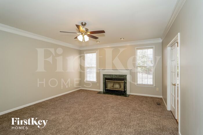 Building Photo - 29 Holly Springs Ln