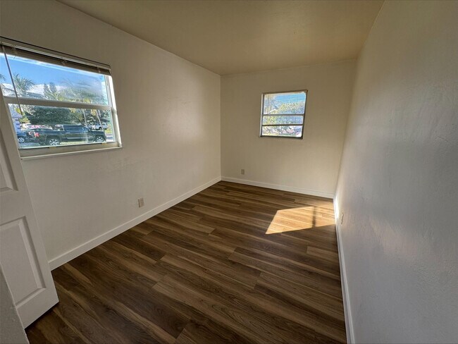 Building Photo - 788 NW 15th Pl