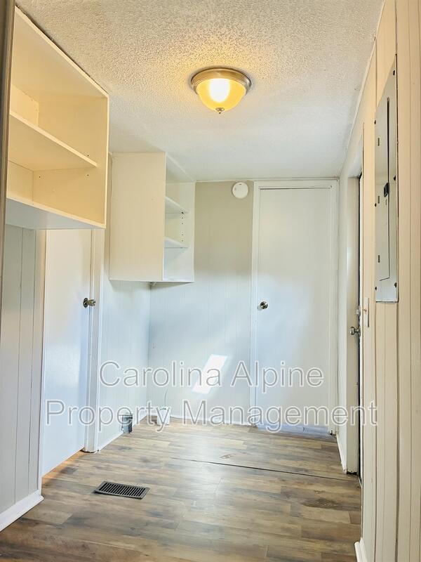 Building Photo - 3822 Towery Rd