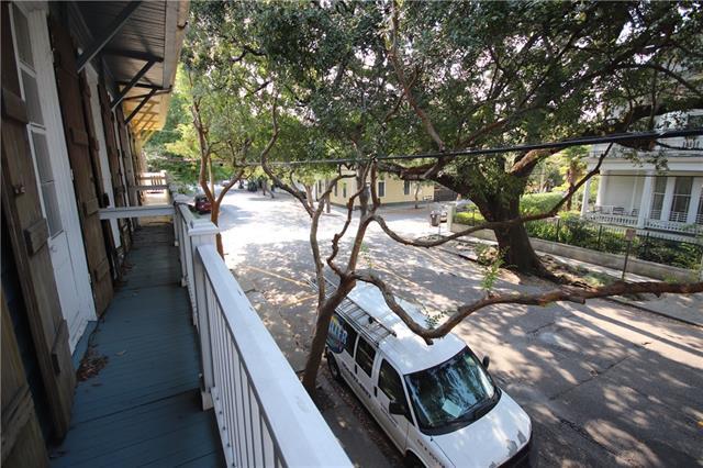 Building Photo - 1620 Prytania St