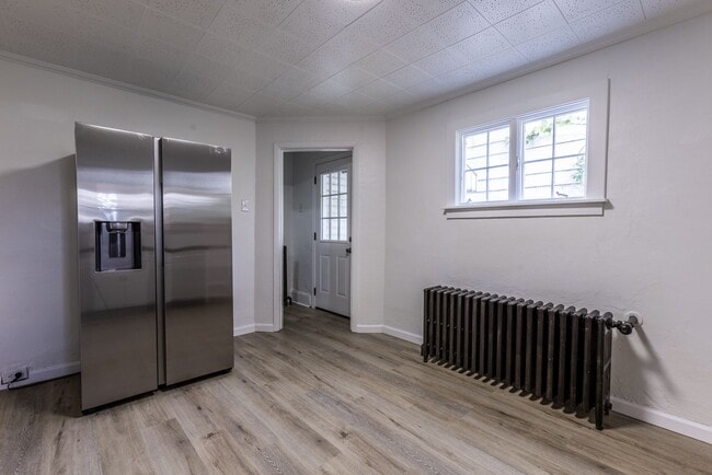 Building Photo - 626 Excelsior St