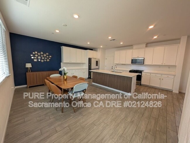 Building Photo - 8840 Boes Wy