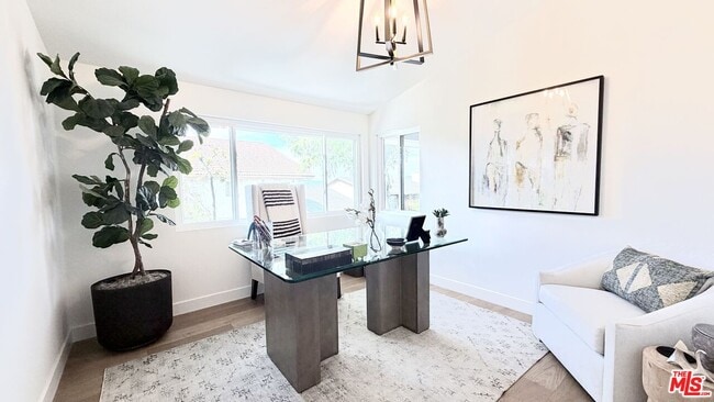 Building Photo - 3852 Sherview Dr