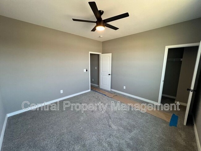 Building Photo - 1510 Buncombe Rd
