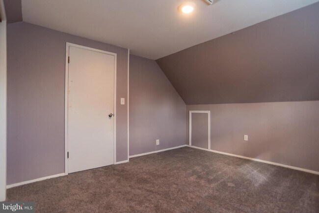 Building Photo - 68 Nettletree Ln