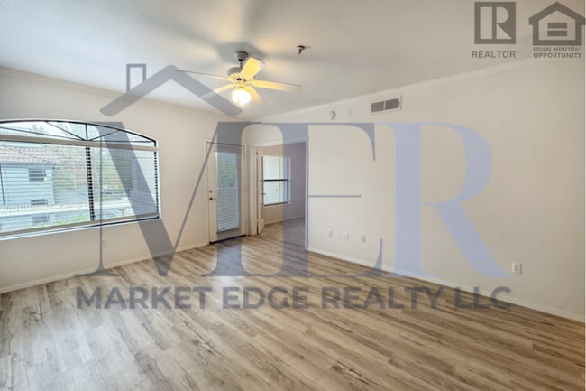 Building Photo - 2Bed/1Bath Apt at Thompson Peak/Frank Lloyd Wright! Ready for Immediate Move-In!