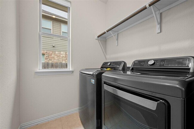 Building Photo - 182 Palmillas Dr