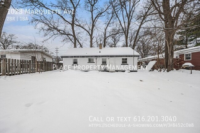 Building Photo - 1023 Marquette Ave