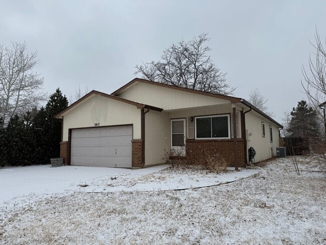 Building Photo - 3-Bedroom Home Near Horsetooth Reservoir with 2-Car Garage