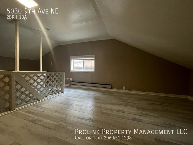 Building Photo - 5030 9th Ave NE