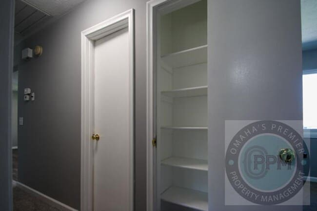 Building Photo - Beautiful 3Bd/2Ba home in Omaha, NE | Finished Basement!