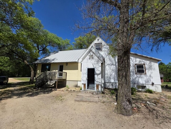 Building Photo - 11934 Goodview Ave