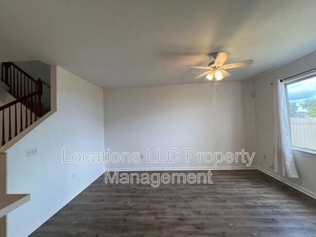 Building Photo - 92-1121 Panana St