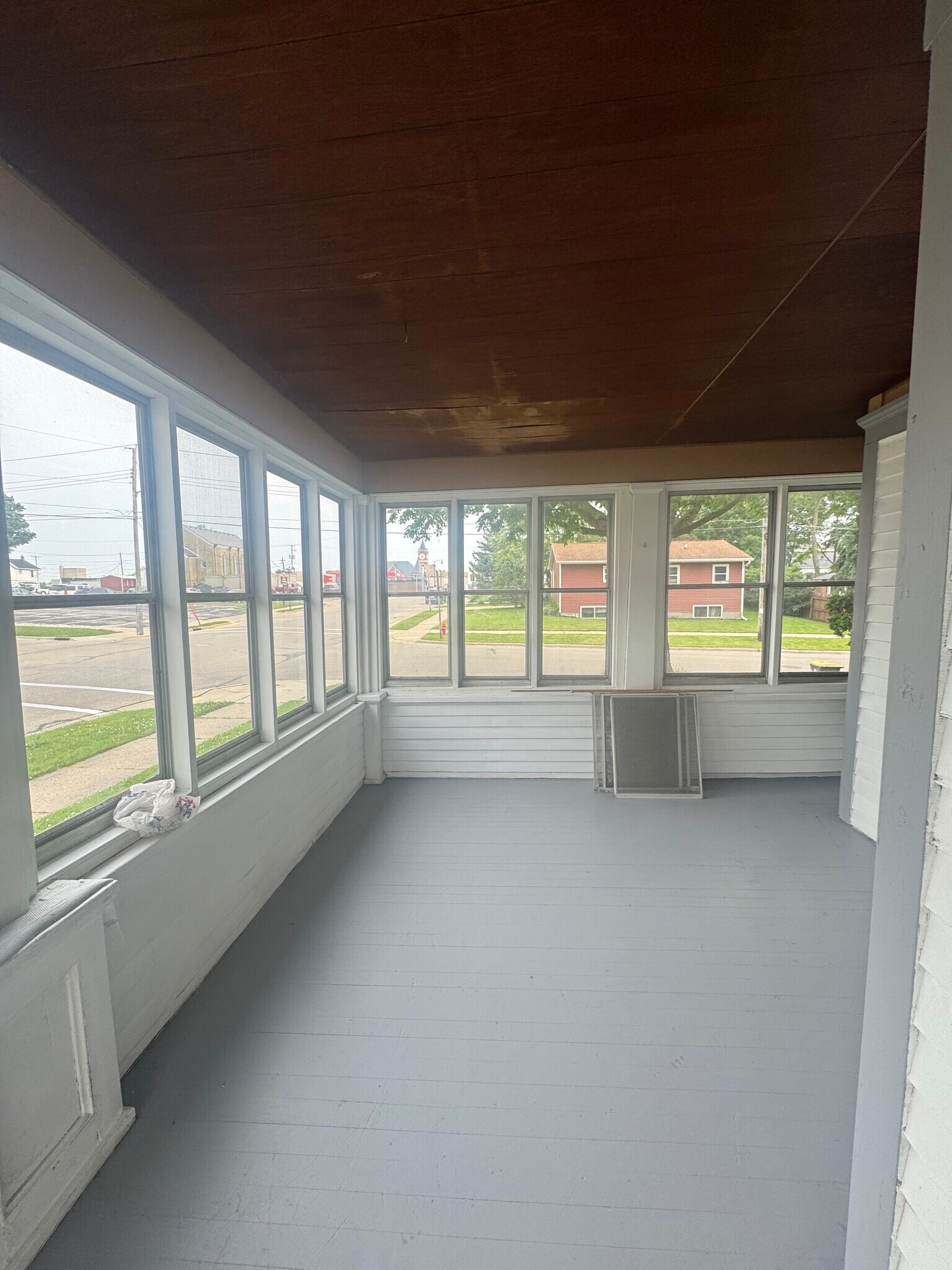 Sunroom - 733 16th Ave