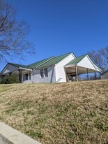 Building Photo - 427 S Academy St