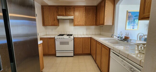 Building Photo - 1687 E Balsam Mist Ave