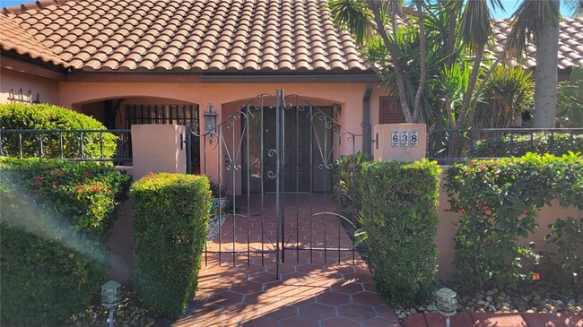 Building Photo - 638 S Owl Dr