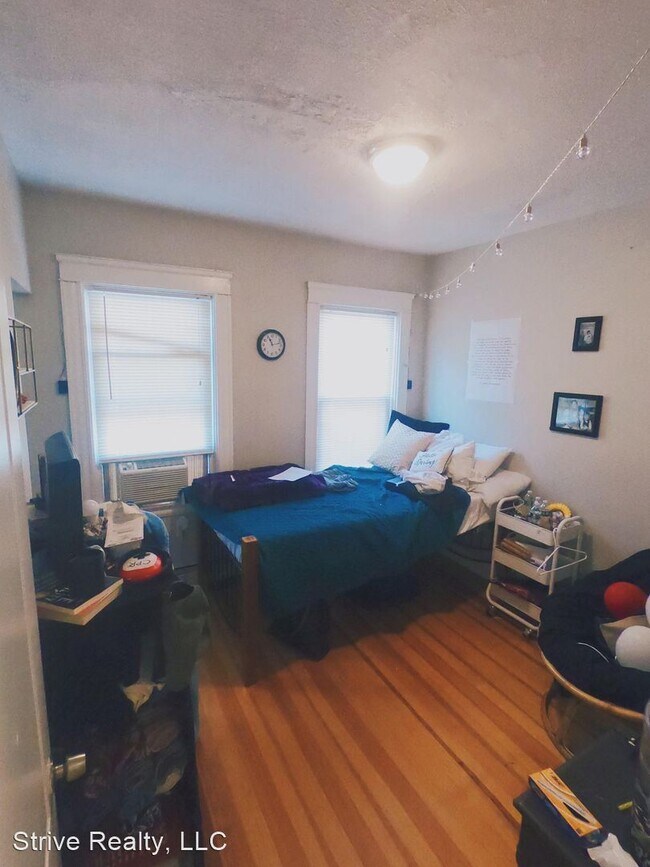 Building Photo - 5 br, 2 bath House - 266 Indiana Ave.