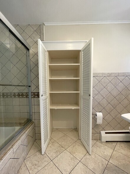 Bathroom Closet - 609 W Water St