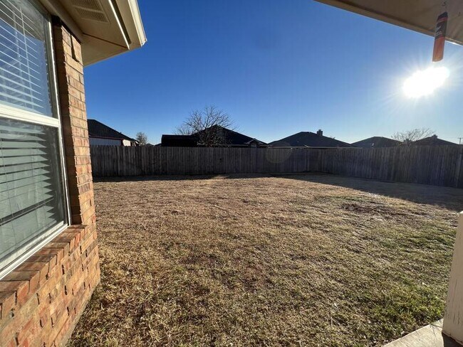 Building Photo - 6053 Laci Ln