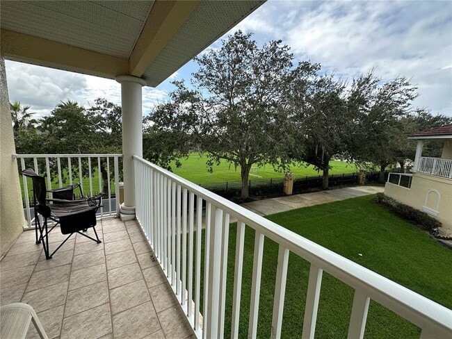 Building Photo - 1230 S Beach Cir