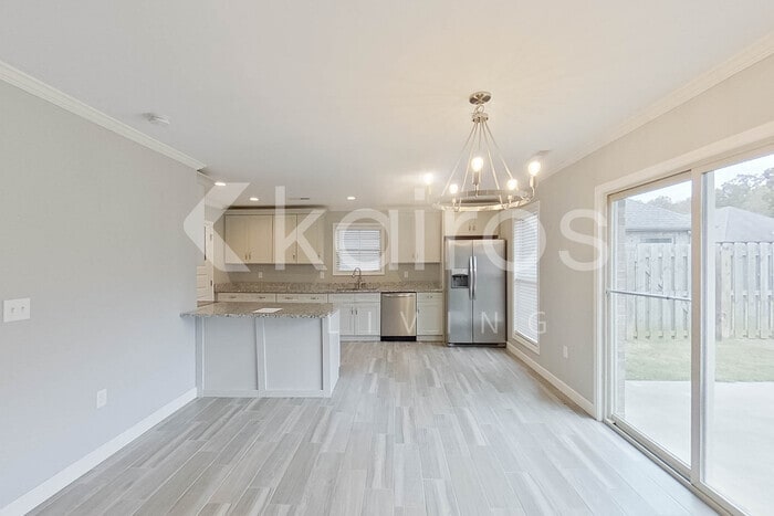 Building Photo - 93 Old Orchard Rd