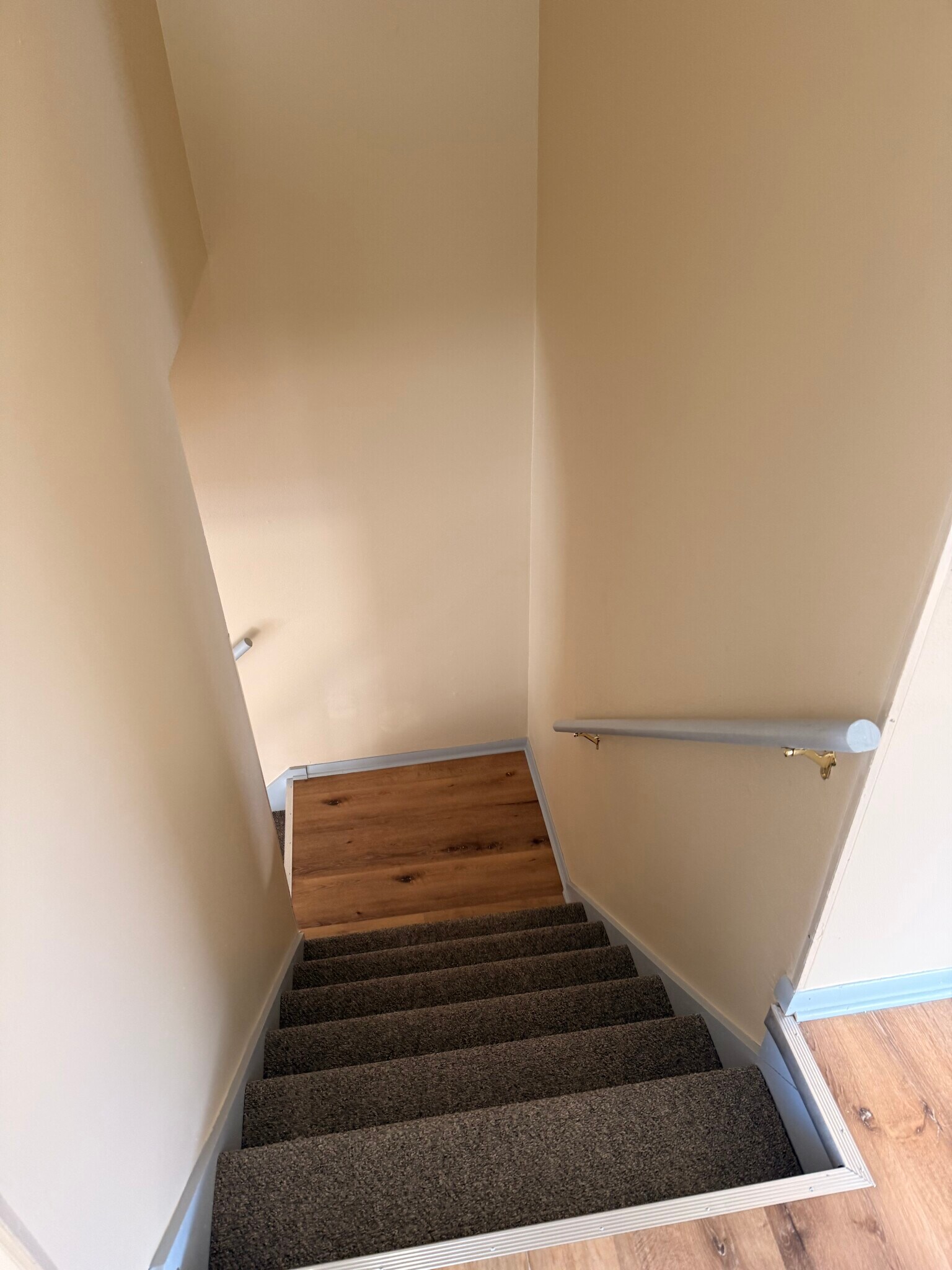 Building Photo - 12233 W Dearbourn Ave