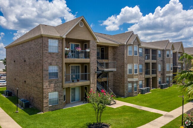 Get The Enclave College Station Pictures