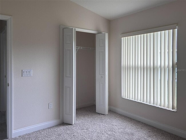 Building Photo - 1150 Chase Dr