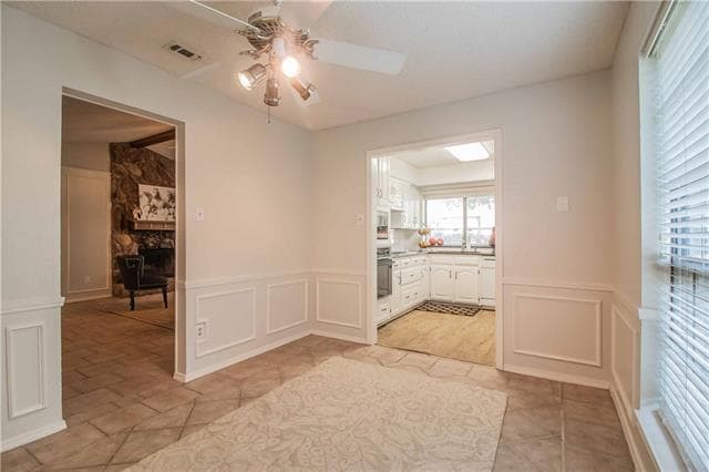 Building Photo - 3831 Helmsford Dr