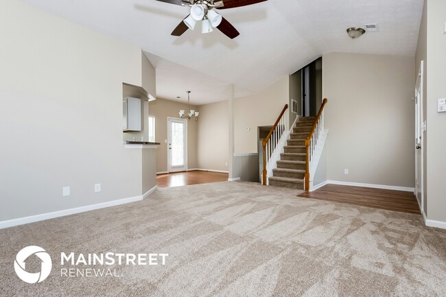 Building Photo - 6584 Planters Ct