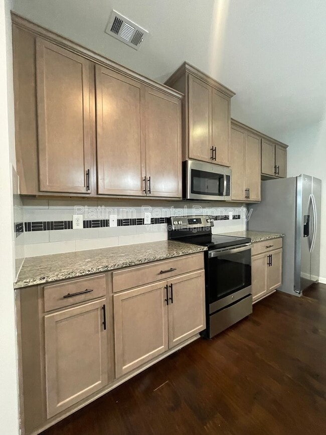 Building Photo - 841 Ambient Way