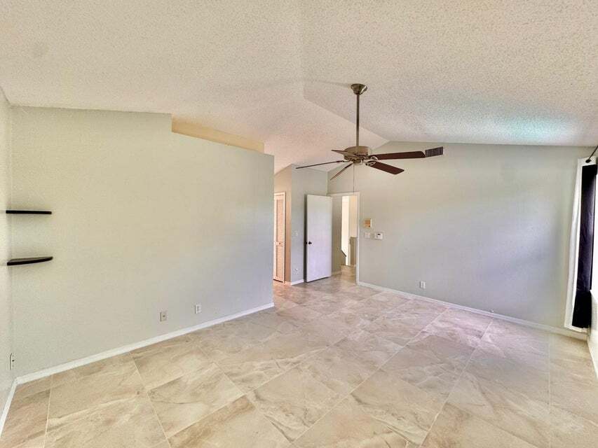 Building Photo - 2698 Linkside Dr