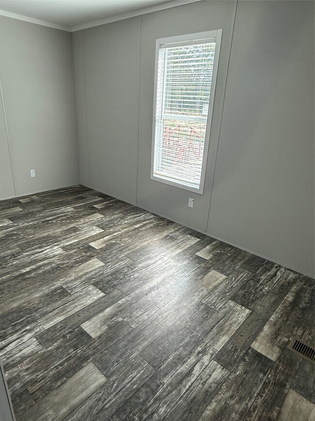 Building Photo - 2430 County Rd 318