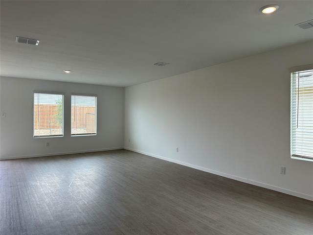 Building Photo - 3261 Kiso Pkwy