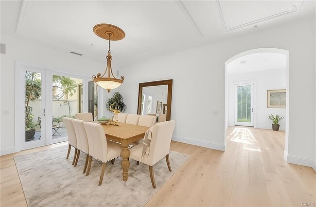 Building Photo - 36 Via Rubino