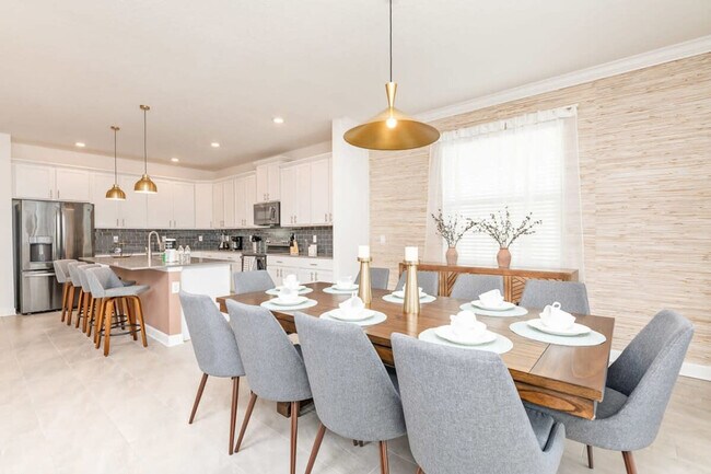 Building Photo - 4246 Paragraph Dr