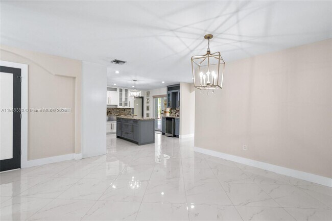 Building Photo - 13611 SW 77th St