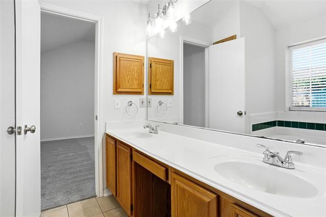 Building Photo - 2084 Sailmaker Ct