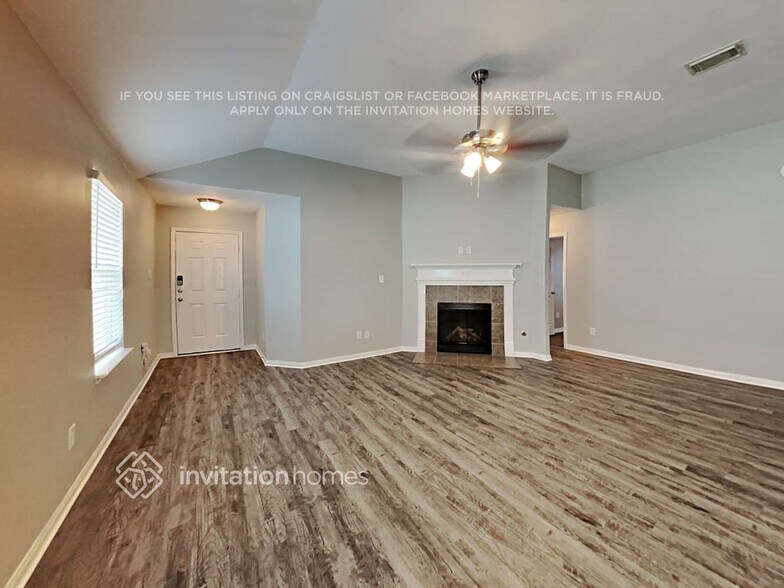 Building Photo - 3335 Fiorella Way