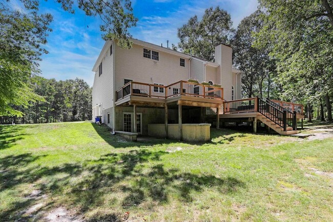 Building Photo - 113 Lighthouse Ln