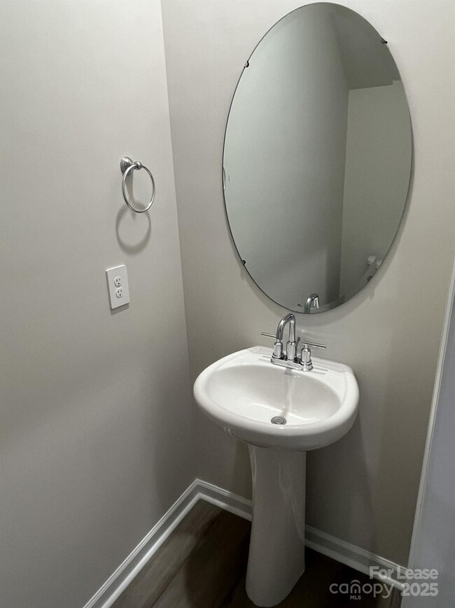 Building Photo - 1890 Old Rivers Rd