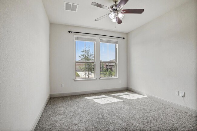 Building Photo - 18012 Stefano Dr