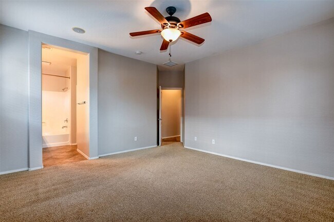 Building Photo - 4 bedroom 2 bath home in Highlands Ranch neighborhood in Chino Valley