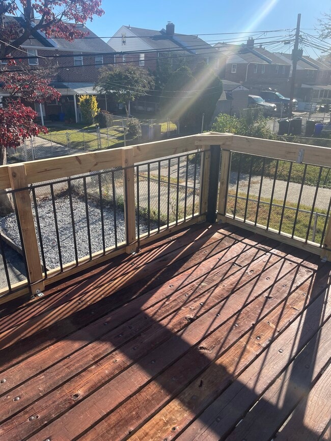 Building Photo - 1121 Cobbs St