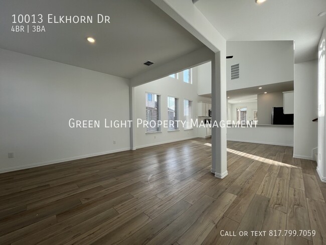 Building Photo - 10013 Elkhorn Dr