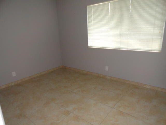 Building Photo - 3212 Strawflower Way