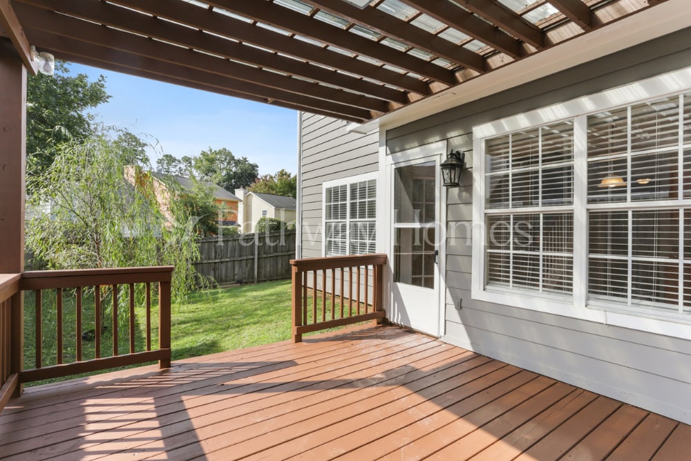 Building Photo - 205 Summer Mist Ct