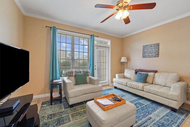Building Photo - 7000 Seawall Blvd
