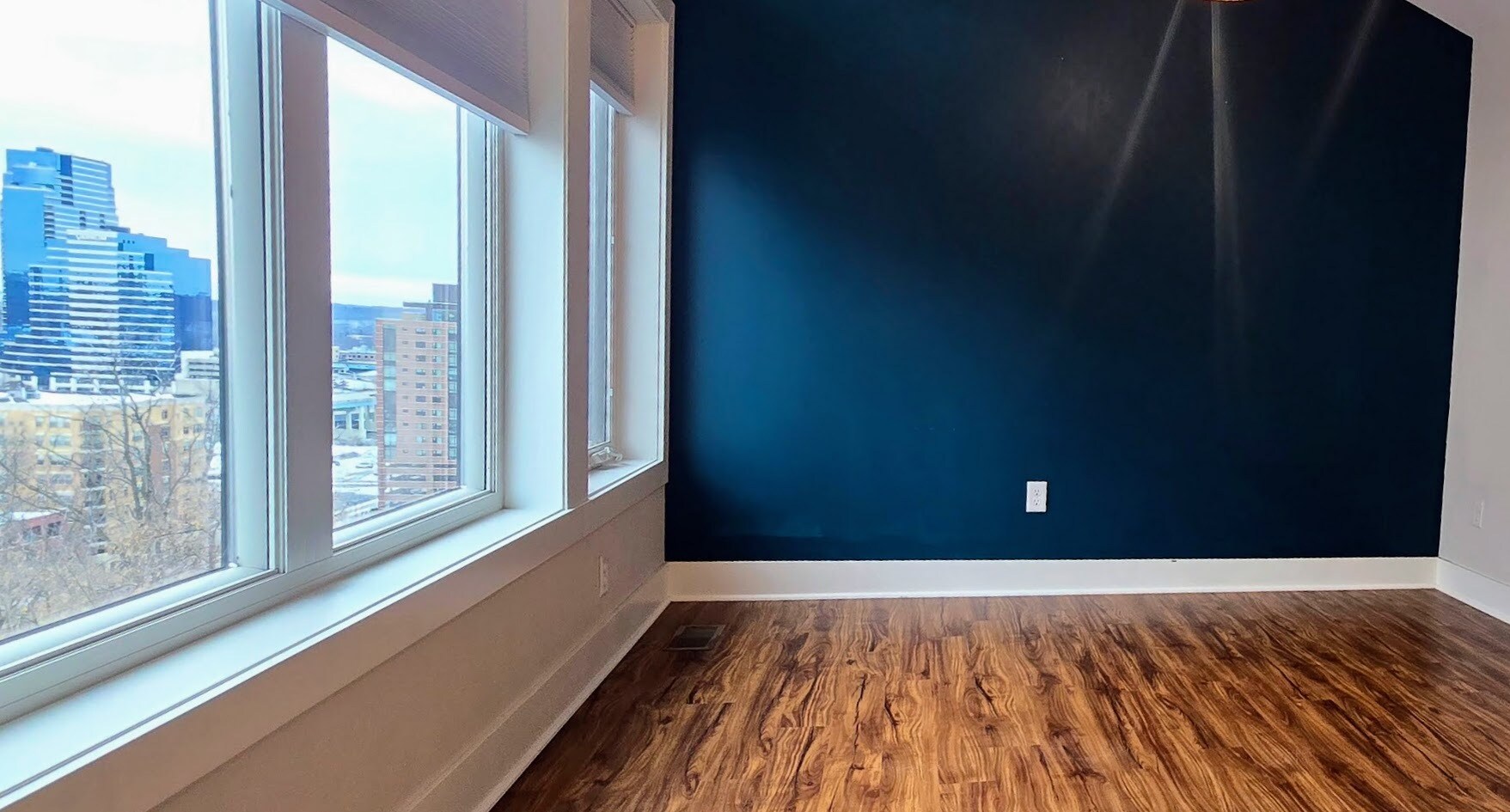 Building Photo - 635 Fairview Ave NE